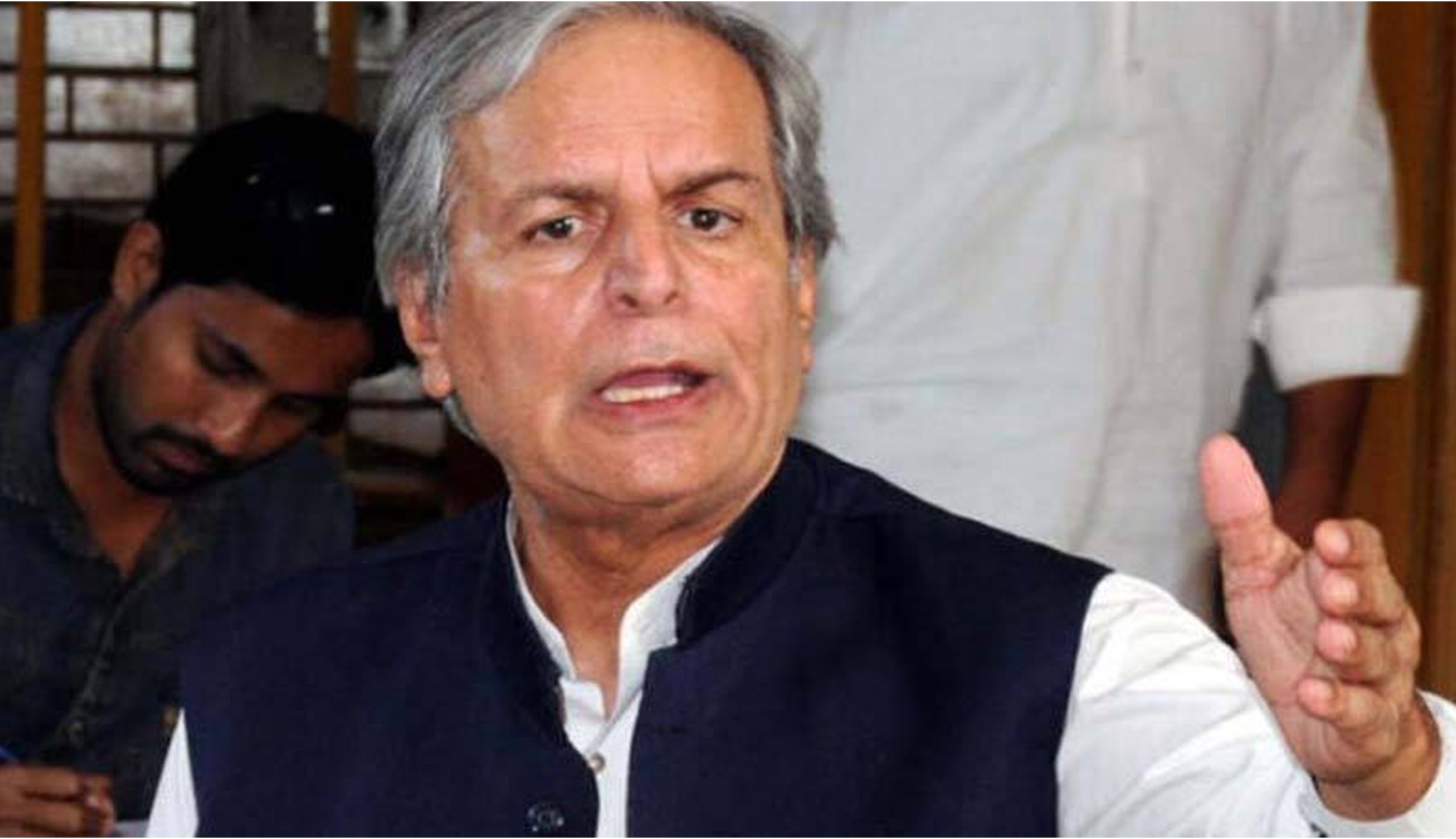 Javed Hashmi Encourages Jailed PTI Leaders After May 9 Verdicts: “Your
